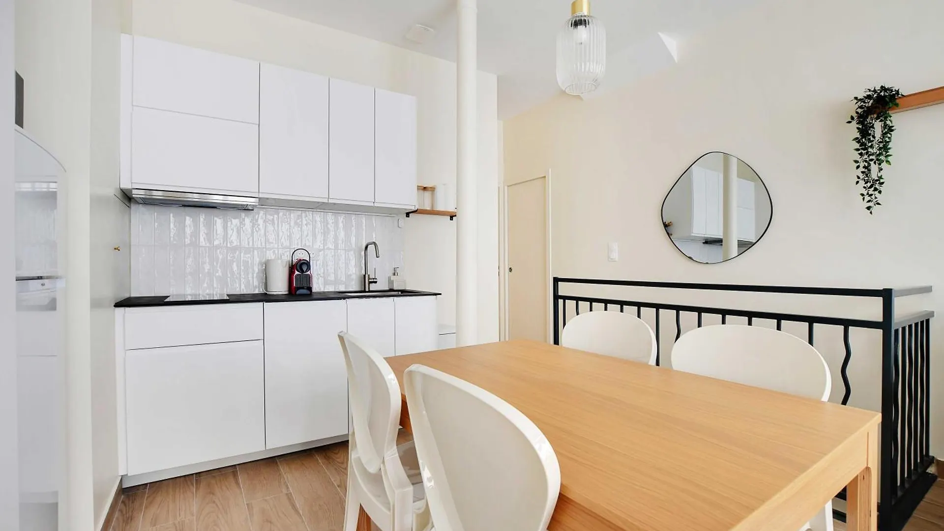 Charming Apartment - 2Br-6P - Sainte-Marguerite Paris França